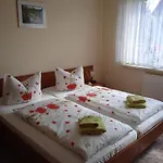 Ferienzimmer In Zur Alten Weide Im Oderbruch Guest house